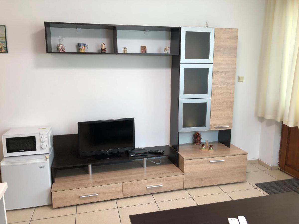 Gloria House Гостьовий будинок